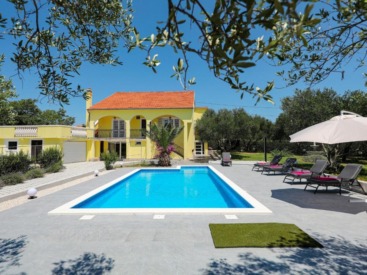 Lovely Holiday Home In Policnik With Private Pool エクステリア 写真